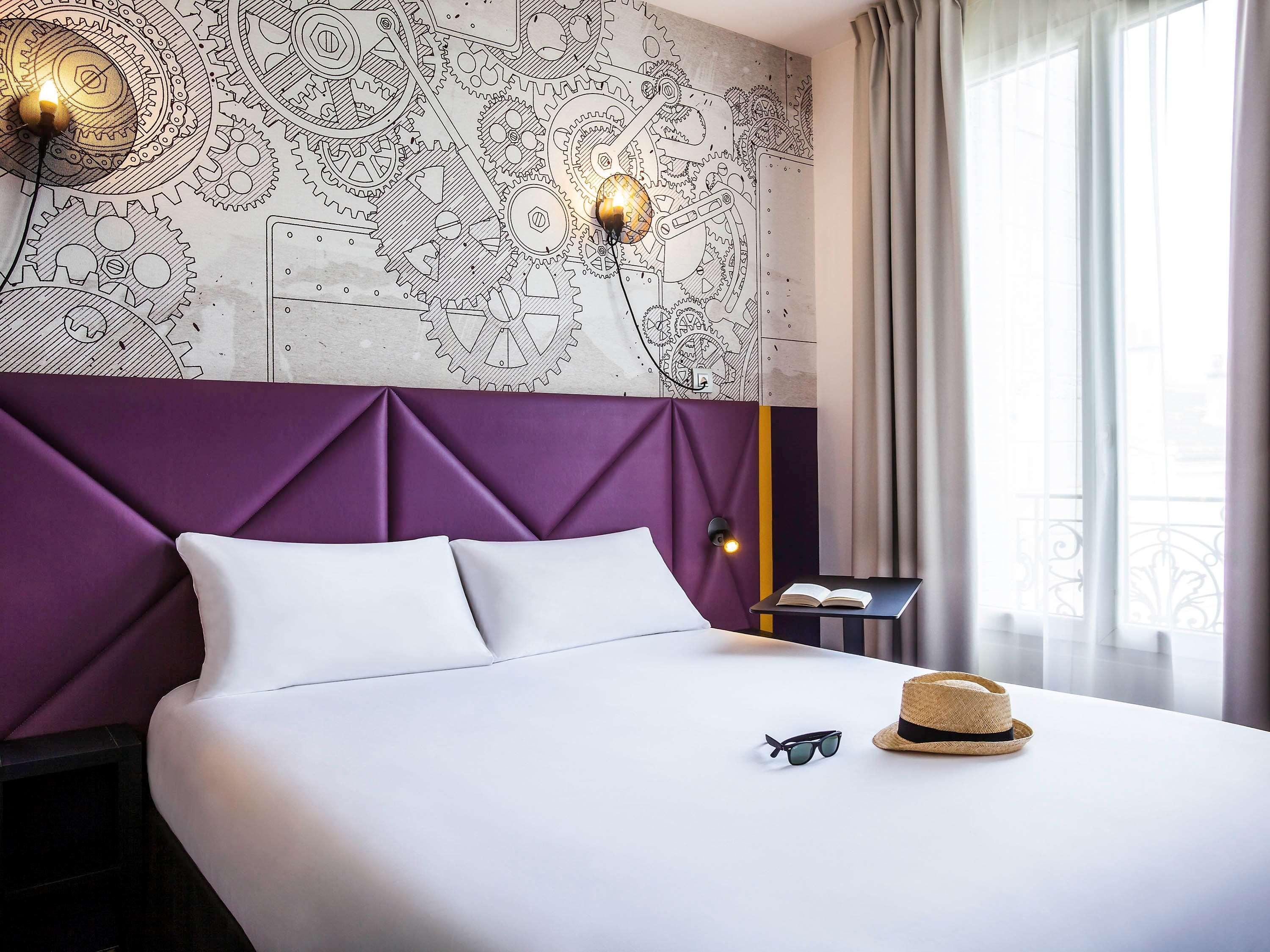 Ibis Styles Paris Mairie De Clichy Hotell Exteriör bild